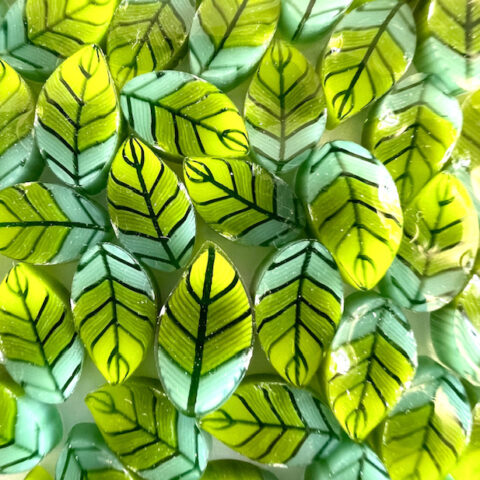 Green murrine shaped leaves 90COE